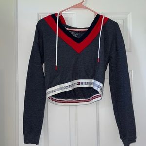 Tommy Hilfiger Cropped Sweater